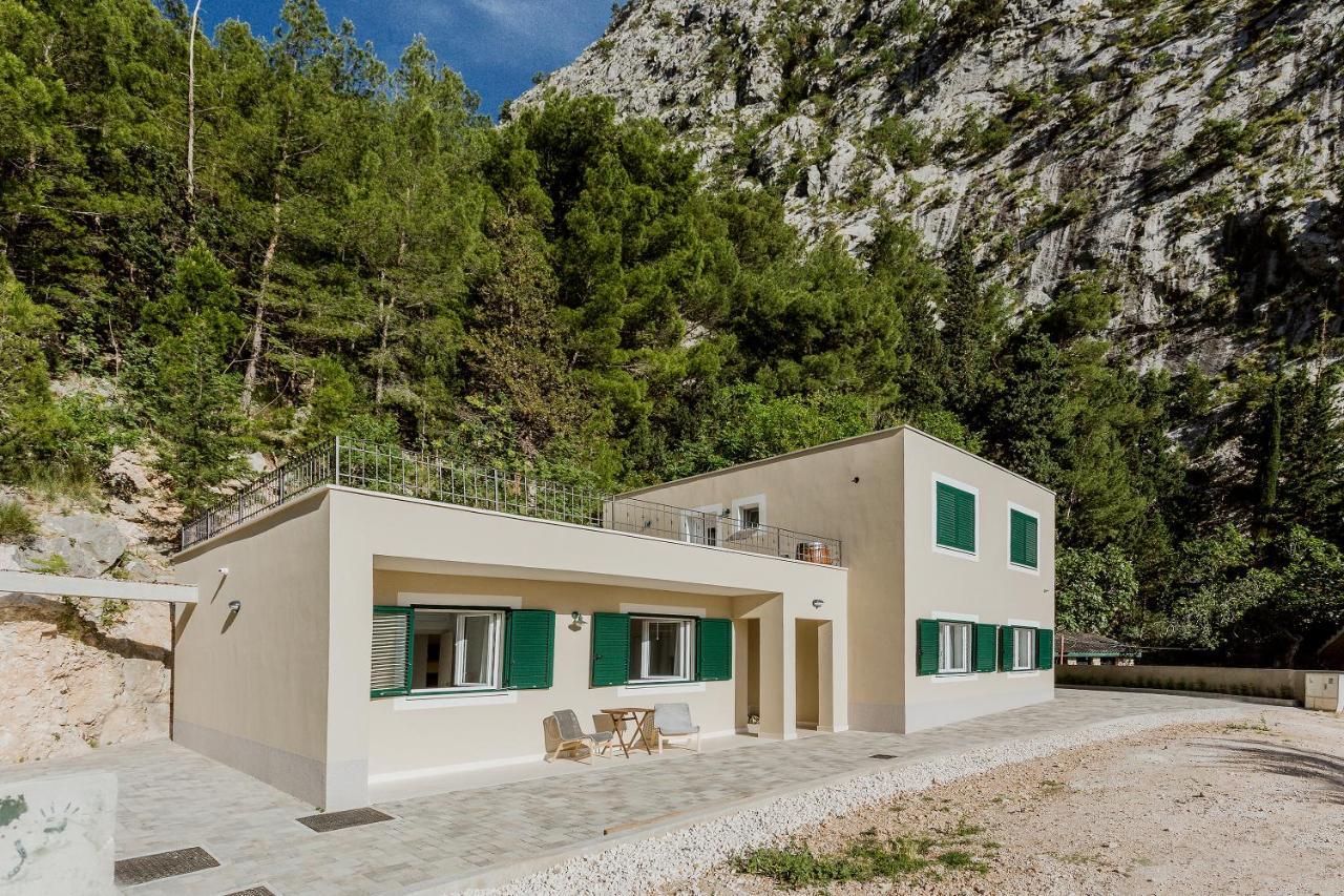 Ivino Apartment Omis