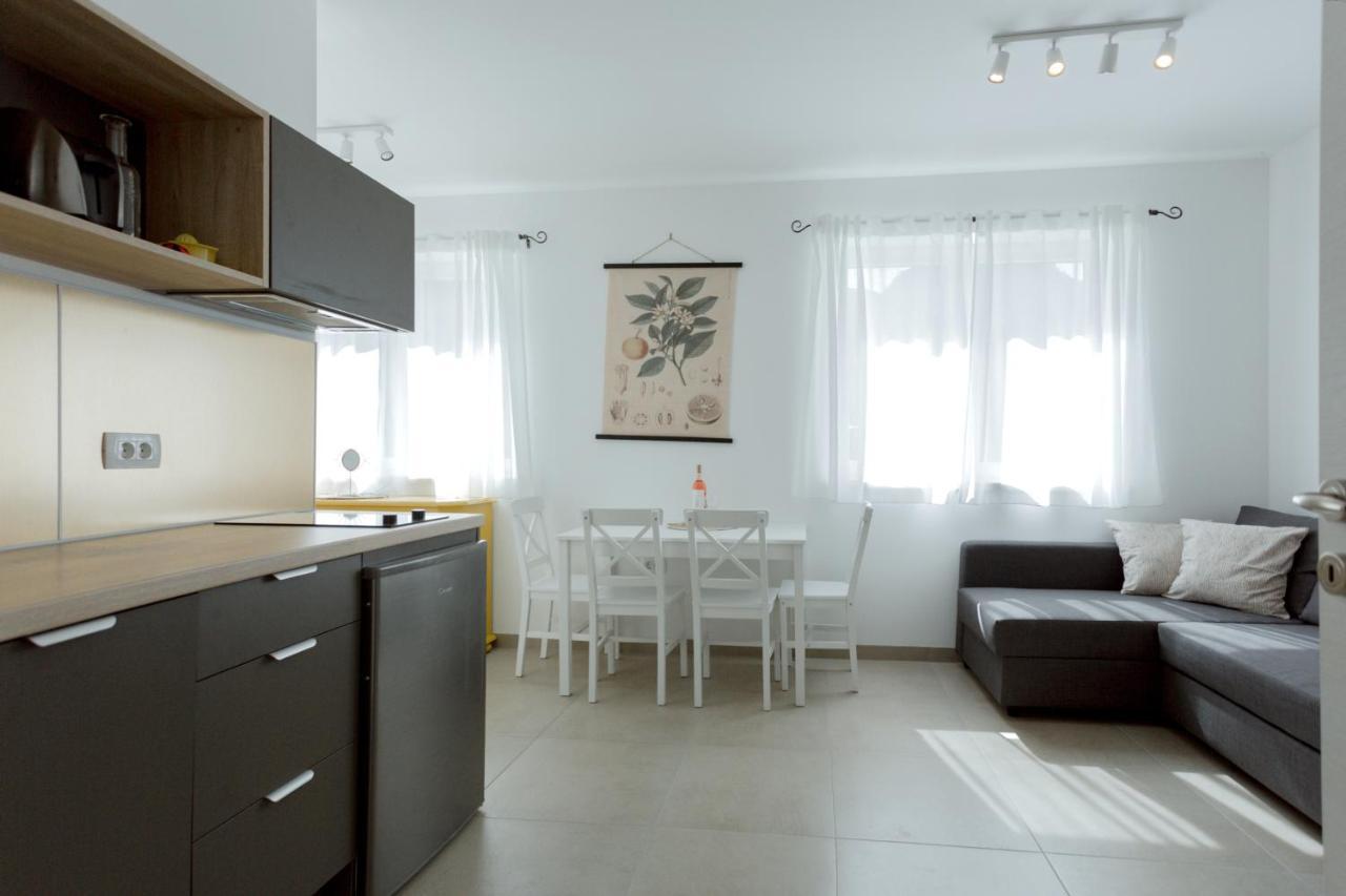 Apartment Ivino Omis