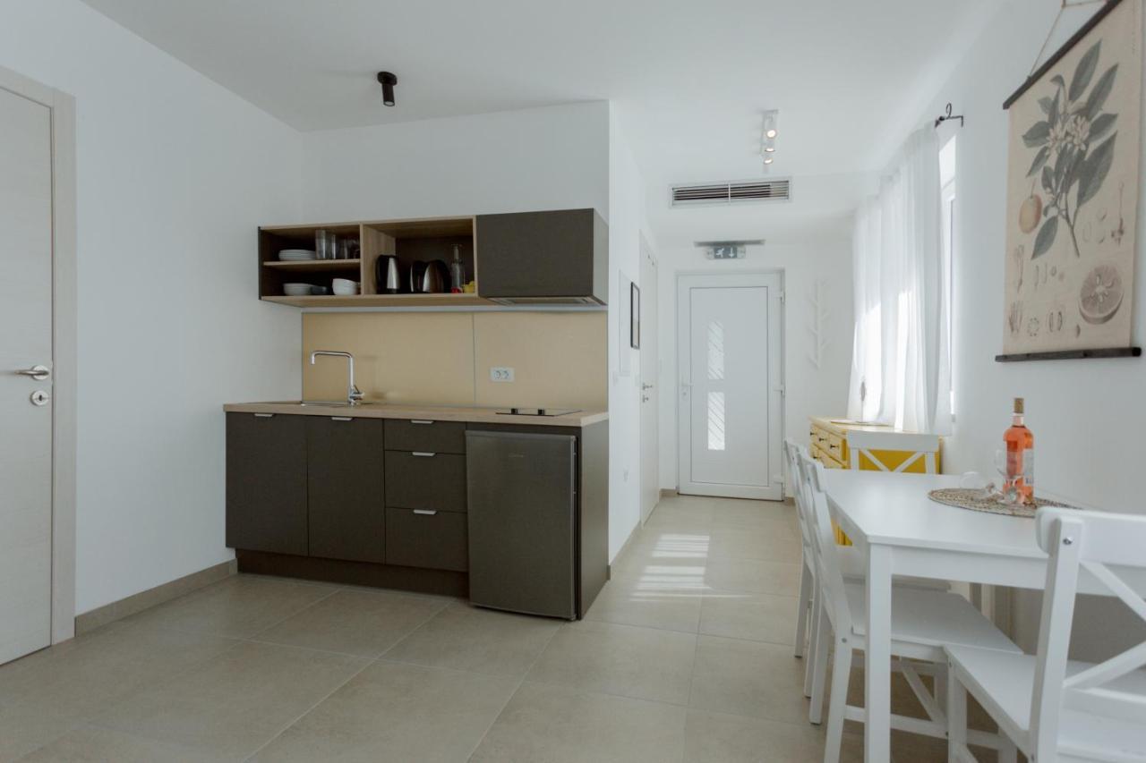 Ivino Apartment *